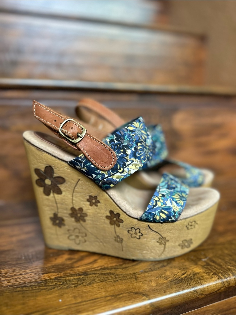 Sbicca Blue Floral Wedge Sandals with Tan Strap